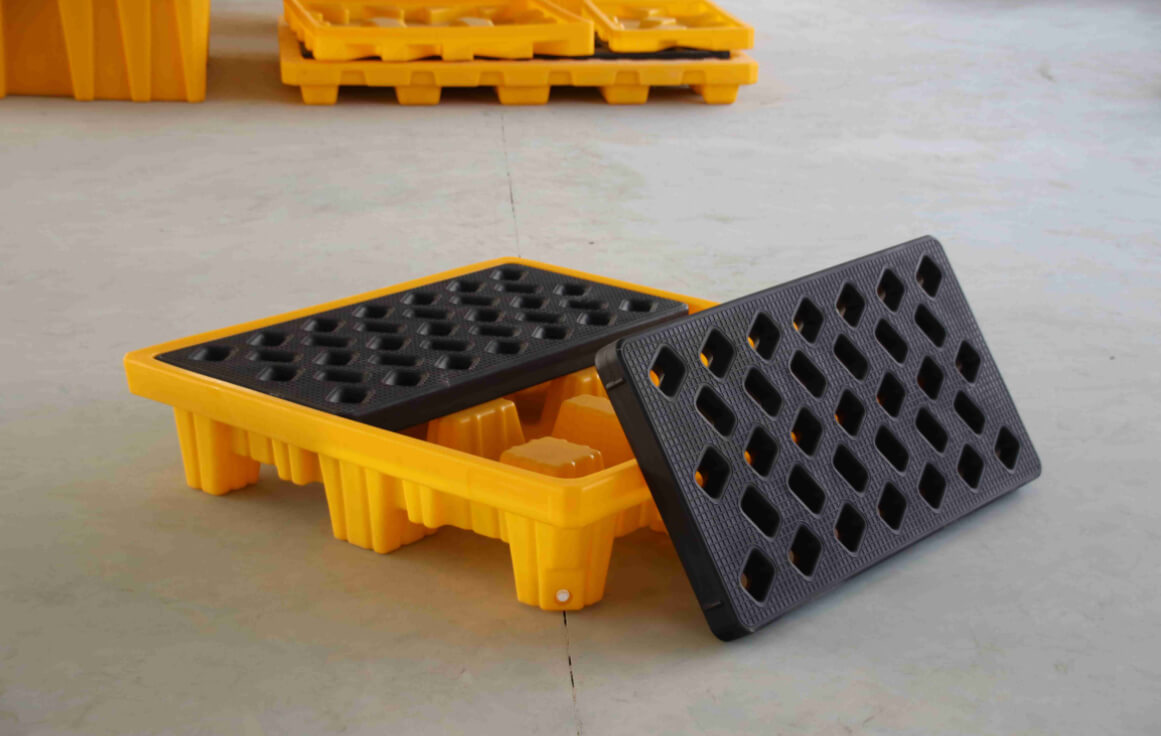 4 Drum Spill Containment Pallet