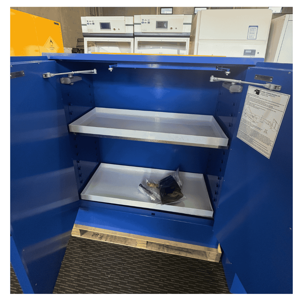 160L Corrosive Cabinet