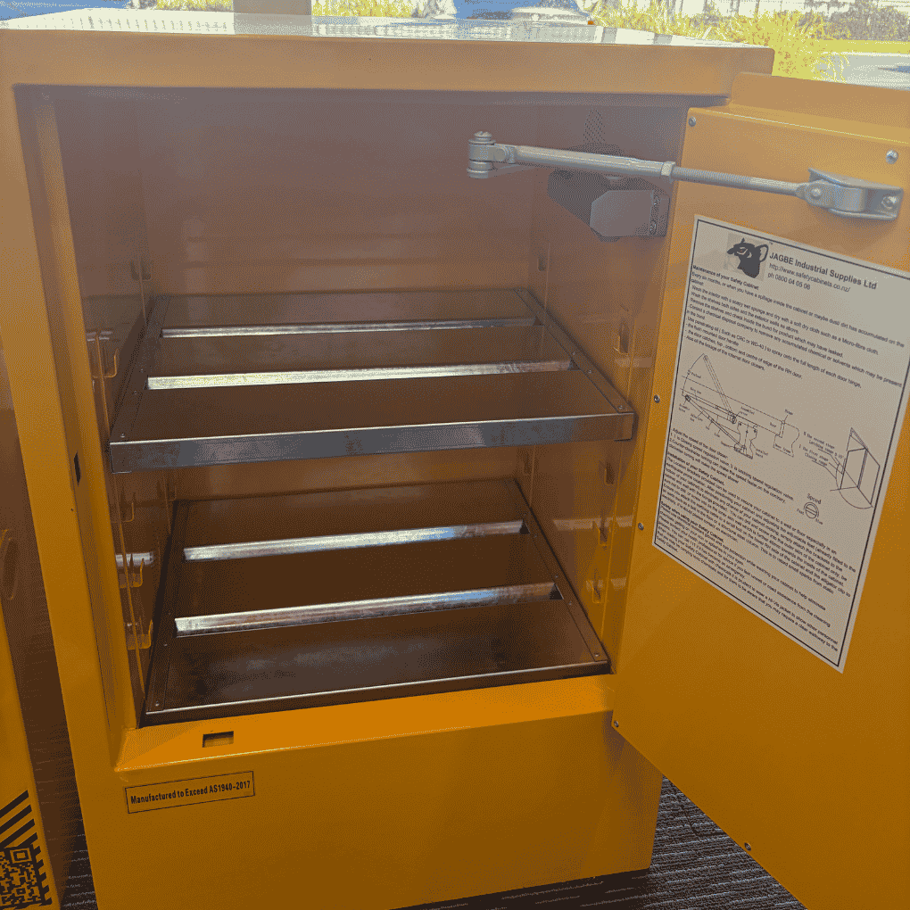 30L Flammable Goods Cabinet
