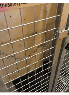 Domestic 45kg Gas Bottle Cage | Secure Storage for LPG Cylinders