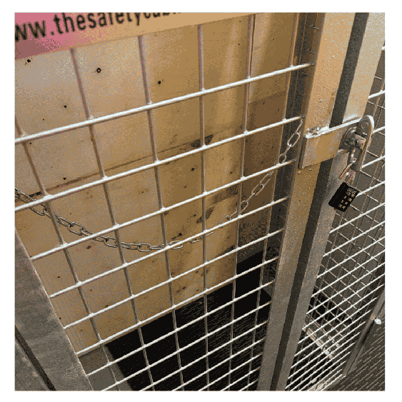 Domestic 45kg Gas Bottle Cage | Secure Storage for LPG Cylinders
